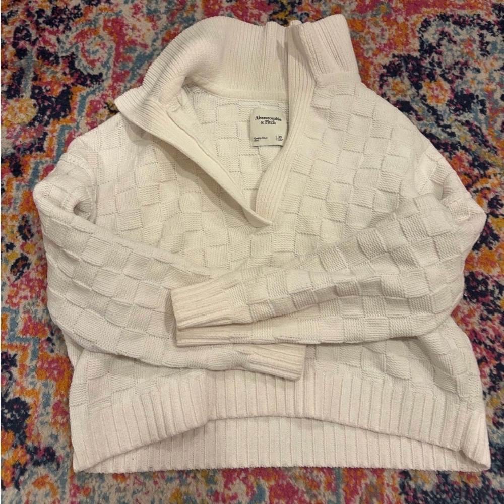 Abercrombie and fitch cream sweater